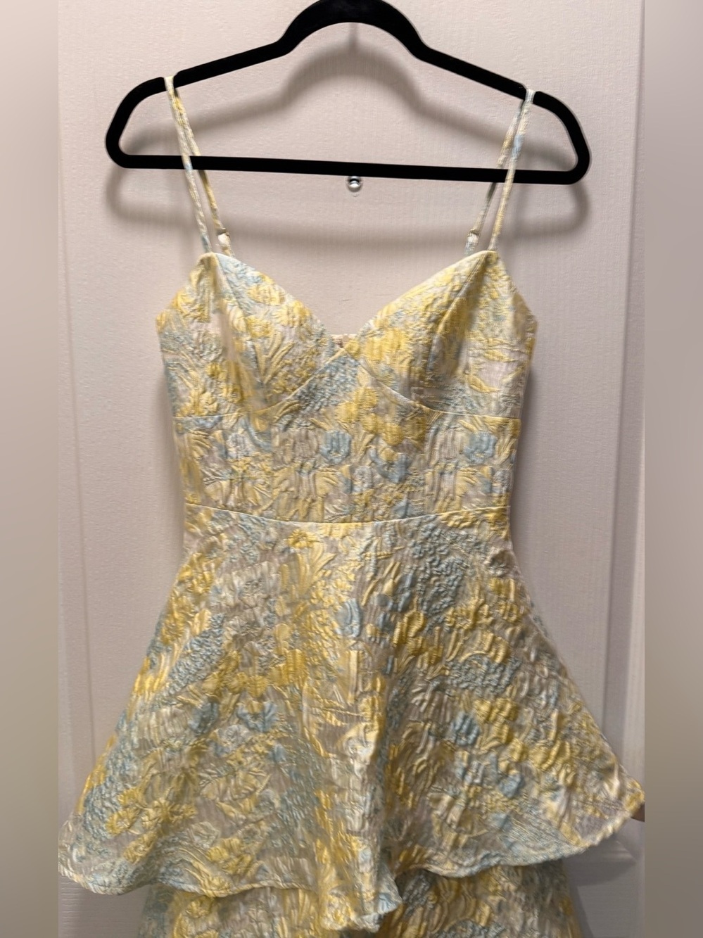 Elliatt Penelope Tiered Gown in Yellow & Blue Floral size S NWT - Picture 7 of 8